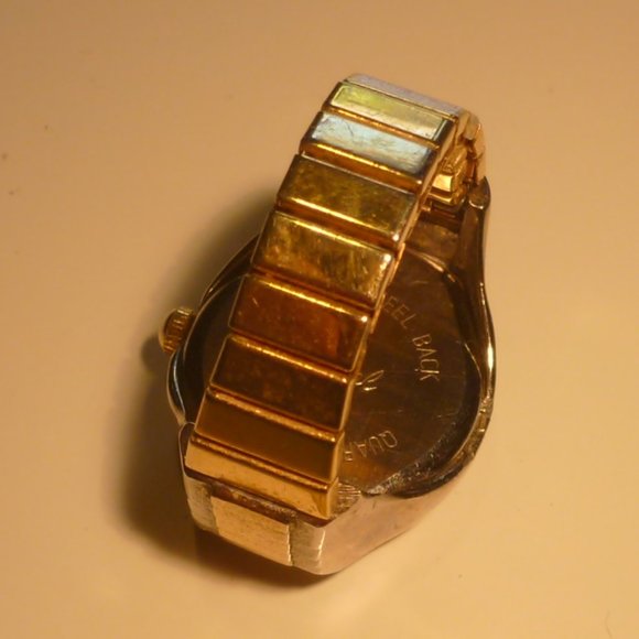 3 Watches - Timex - Pearl - Legacy - Picture 5 of 14